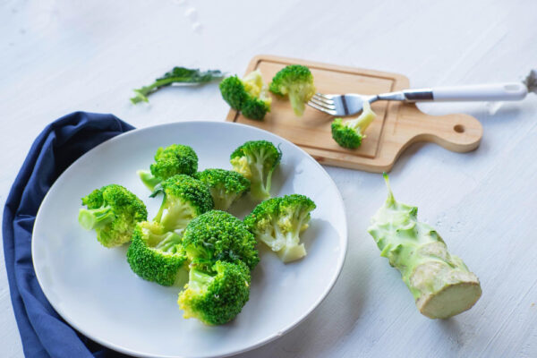 Jak jeść brokuły na surowo?